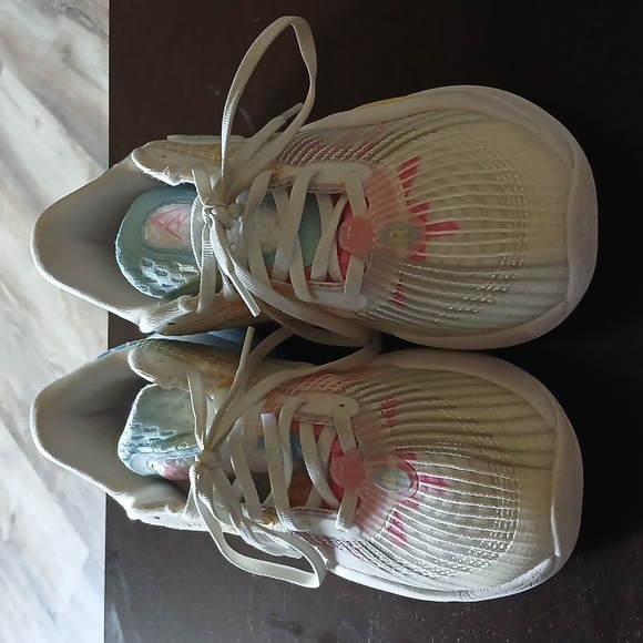 Austin Reeves size 7 basketball shoes - Picture 1 of 2
